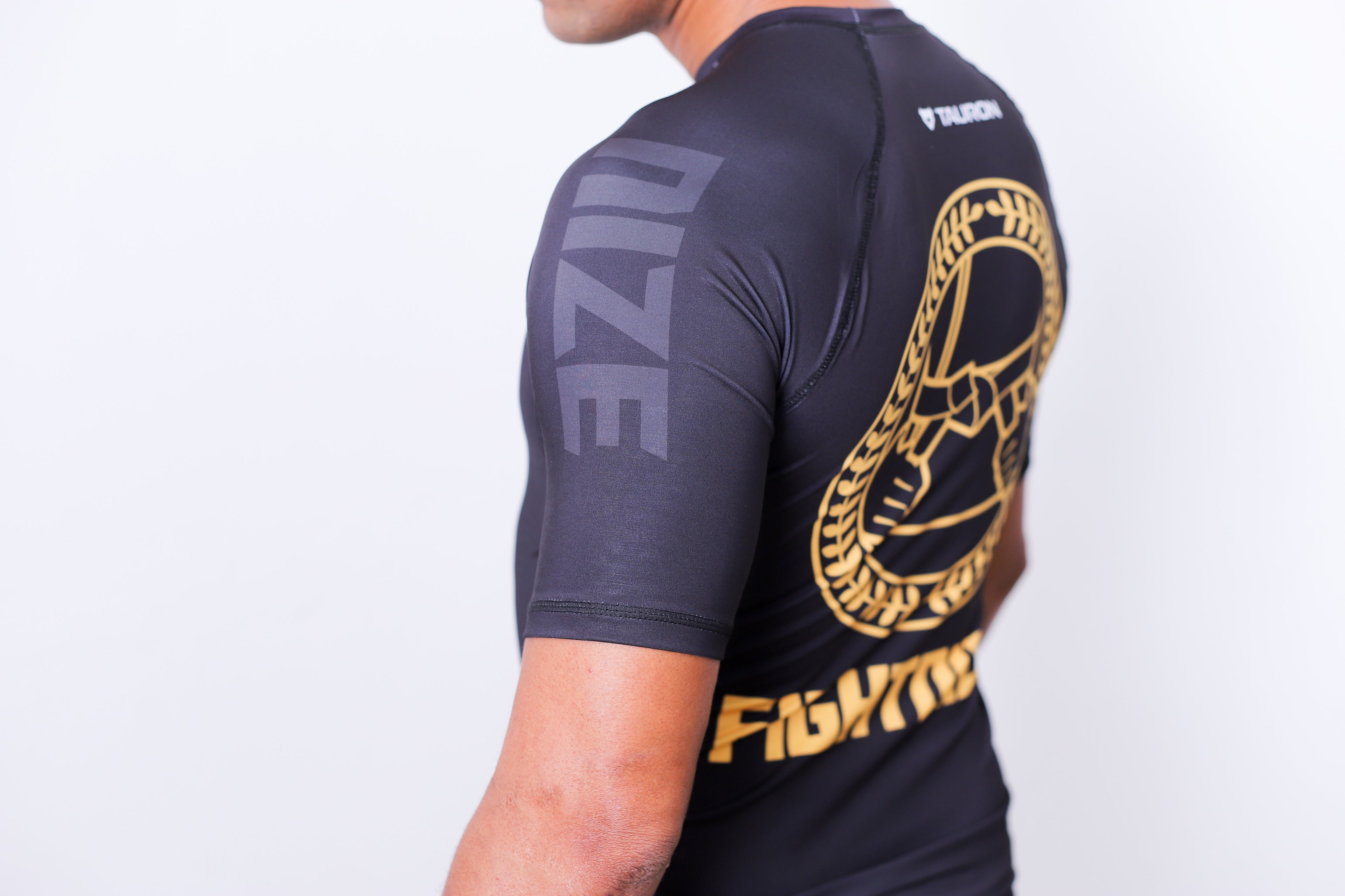 Rash Guard Fightnize Manga Curta